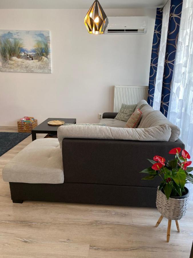 Apartamento Moonshine Szeged Exterior foto